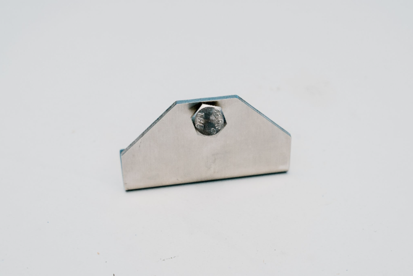 SWIVEL BRACKET (2