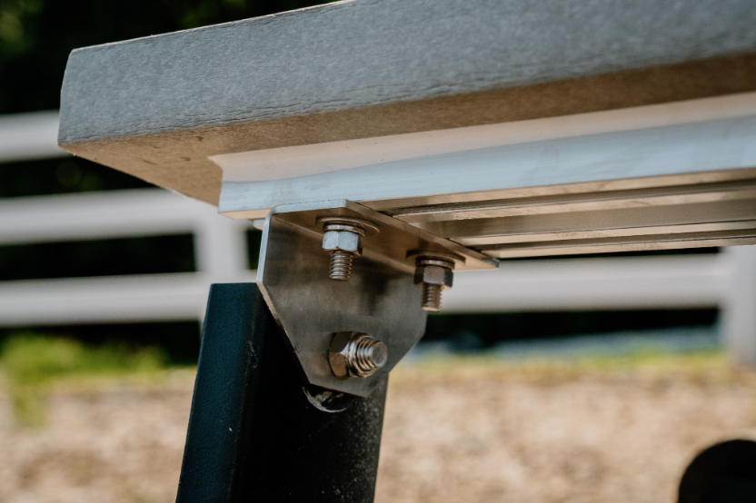 SWIVEL BRACKET (2